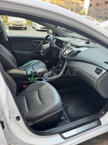 Hyundai Elantra 2014, 135,185 km - 1.8 l - Bakı