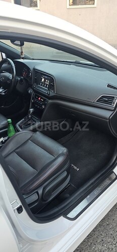 Hyundai Elantra 2017, 111,045 km - 1.6 l - Sumqayıt