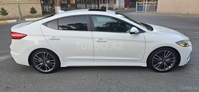 Hyundai Elantra 2017, 111,045 km - 1.6 l - Sumqayıt