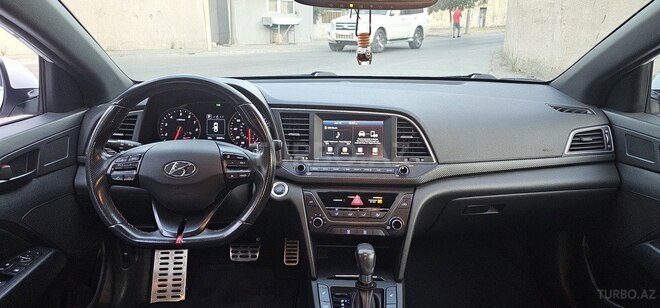 Hyundai Elantra 2017, 111,045 km - 1.6 l - Sumqayıt