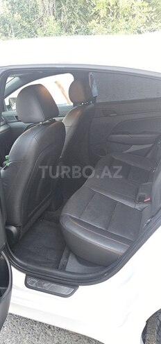 Hyundai Elantra 2017, 111,045 km - 1.6 l - Sumqayıt