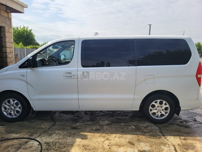 Hyundai H-1 2015, 255,000 km - 2.5 l - Bakı