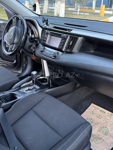 Toyota RAV4 2018, 133,315 km - 2.0 l - Bakı