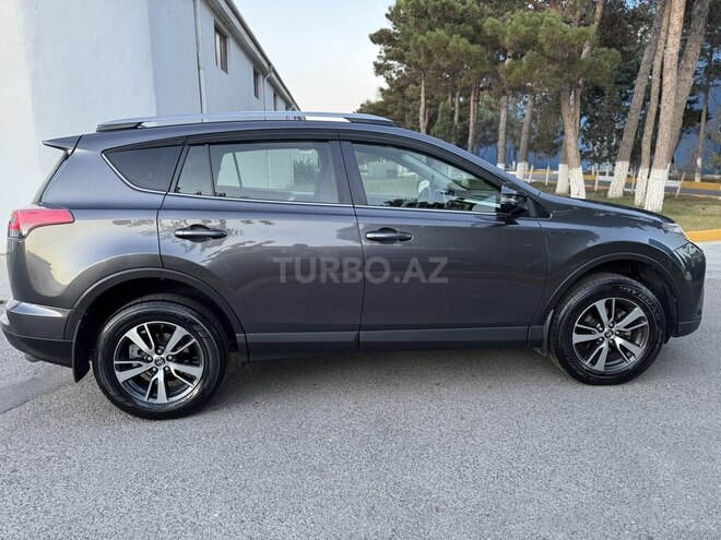 Toyota RAV4 2018, 133,315 km - 2.0 l - Bakı