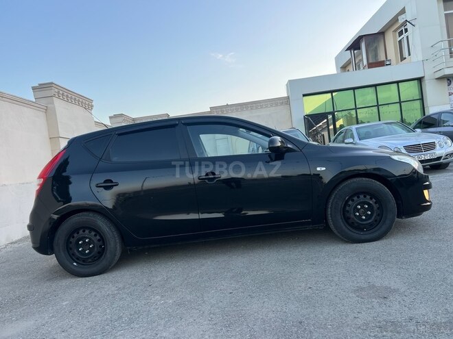 Hyundai i30-7