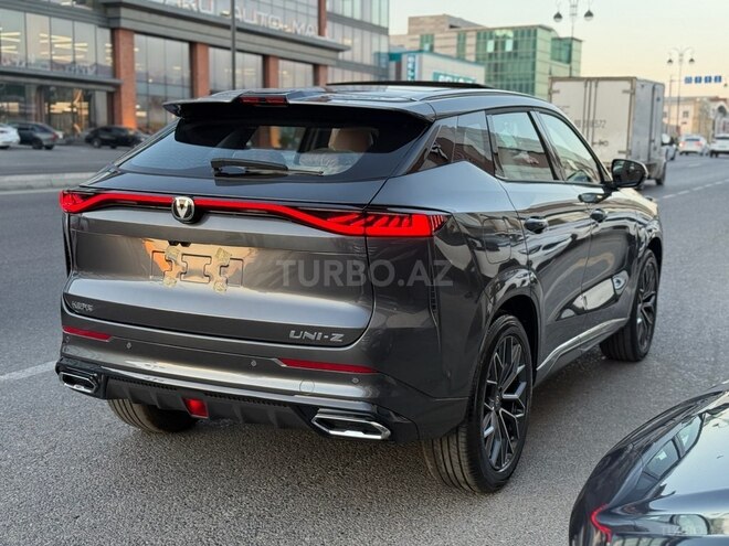 Changan Uni-Z-7