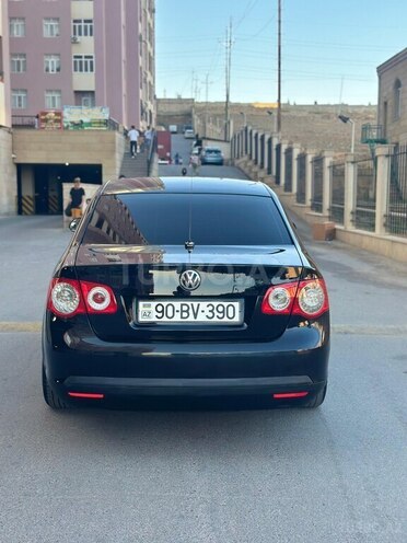 Volkswagen Jetta-3