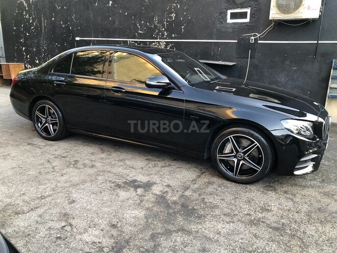 Mercedes E 300 de-7