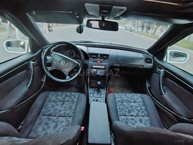 Mercedes C 200 2000, 335,500 km - 2.0 l - Sumqayıt