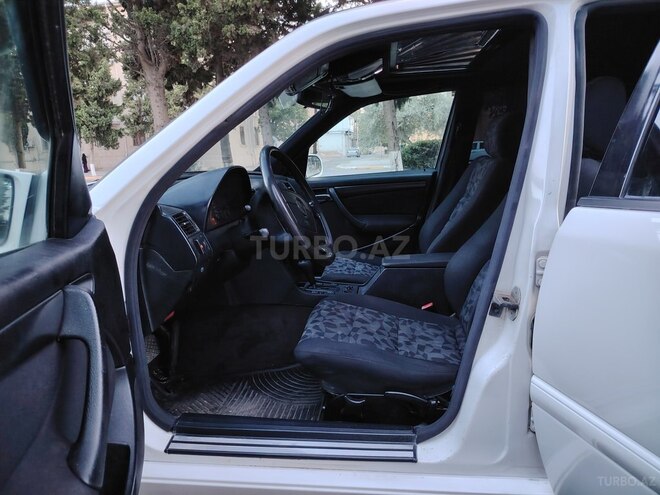 Mercedes C 200 2000, 335,500 km - 2.0 l - Sumqayıt