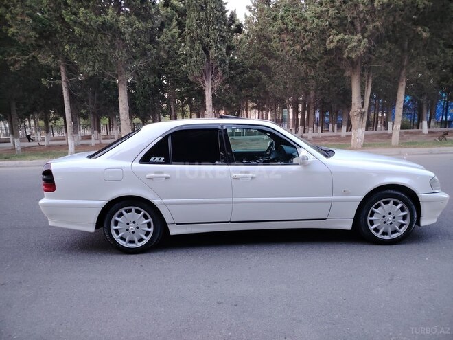Mercedes C 200 2000, 335,500 km - 2.0 l - Sumqayıt