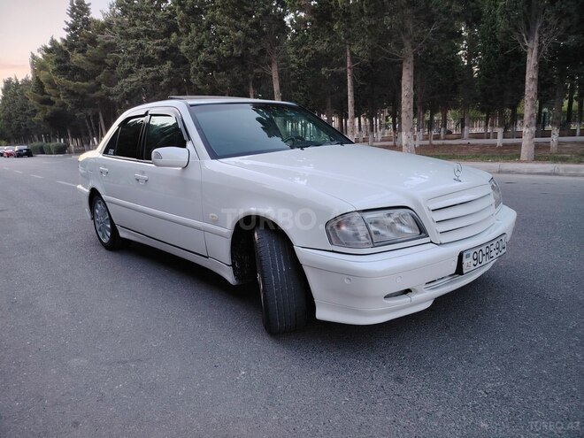 Mercedes C 200 2000, 335,500 km - 2.0 l - Sumqayıt