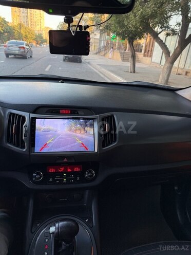 Kia Sportage 2011, 215,000 km - 2.0 l - Bakı