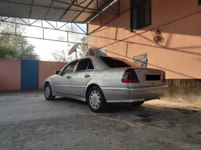 Mercedes C 220 d 1999, 600,000 km - 2.2 л - Saatlı