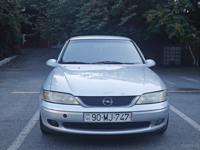 Opel Vectra-5