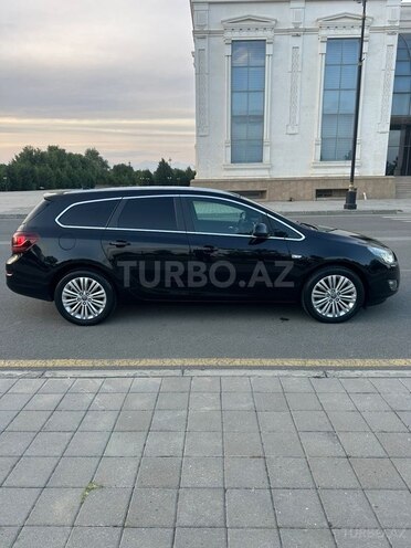 Opel Astra 2011, 250,000 km - 2.0 l - Ağdaş