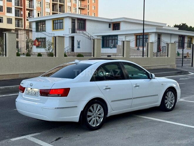 Hyundai Sonata-8