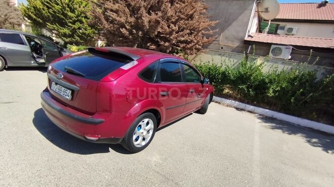 Ford Focus 2005, 300,000 km - 1.6 l - Bakı