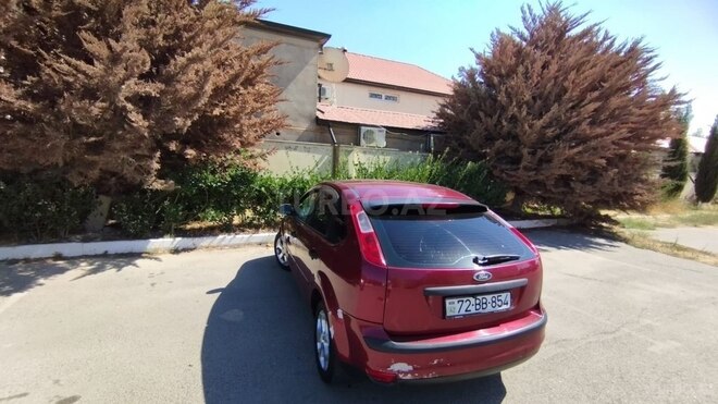 Ford Focus 2005, 300,000 km - 1.6 l - Bakı