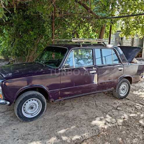 LADA (VAZ) 21011 1975, 138,000 km - 1.3 l - Salyan
