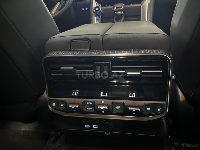 Toyota Land Cruiser 2022, 24,000 km - 3.3 l - Bakı