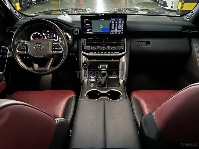 Toyota Land Cruiser 2022, 24,000 km - 3.3 l - Bakı