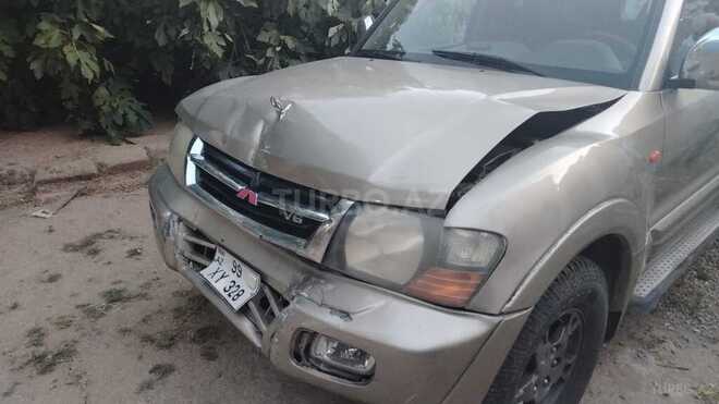 Mitsubishi Pajero 2000, 220,000 km - 3.0 l - Bakı