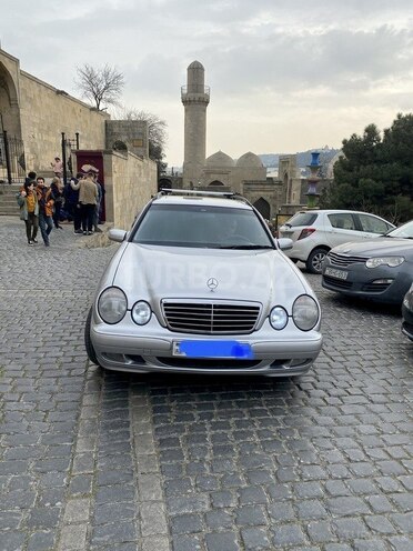 Mercedes E 220 d 2001, 265,000 km - 2.2 l - Bakı