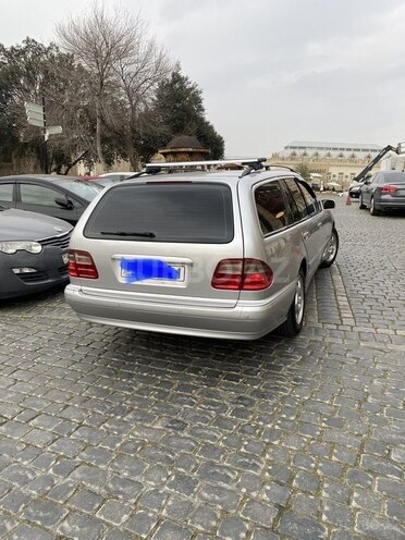 Mercedes E 220 d 2001, 265,000 km - 2.2 l - Bakı