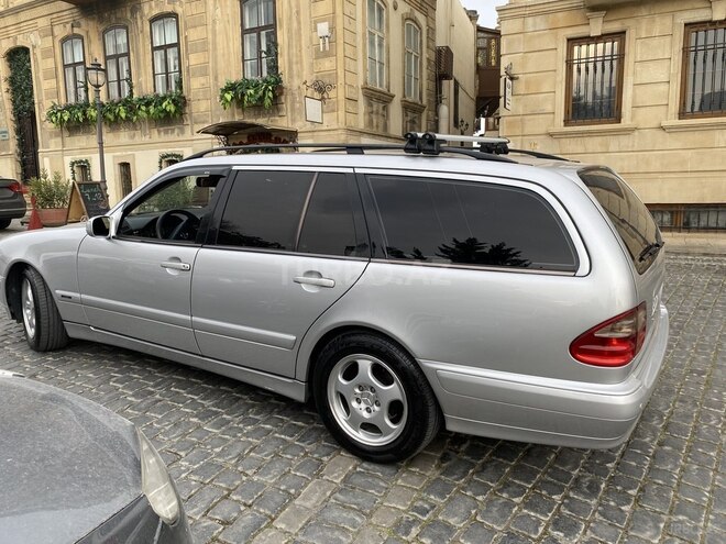 Mercedes E 220 d 2001, 265,000 km - 2.2 l - Bakı