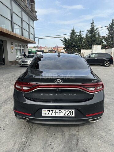 Hyundai Grandeur 2017, 240,000 km - 2.2 л - Bakı