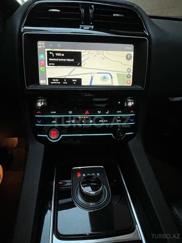 Jaguar F-Pace R 2017, 130,000 km - 2.0 l - Bakı