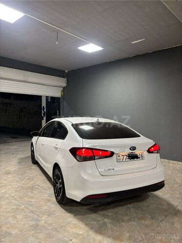 Kia Forte 2017, 217,261 km - 2.0 l - Bakı