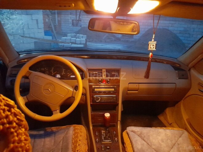 Mercedes C 230 1997, 264,785 km - 2.3 l - Masallı