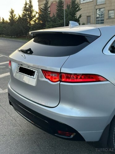 Jaguar F-Pace R 2017, 130,000 km - 2.0 l - Bakı