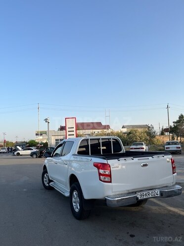 Mitsubishi L200 2017, 290,000 km - 2.4 л - Hacıqabul