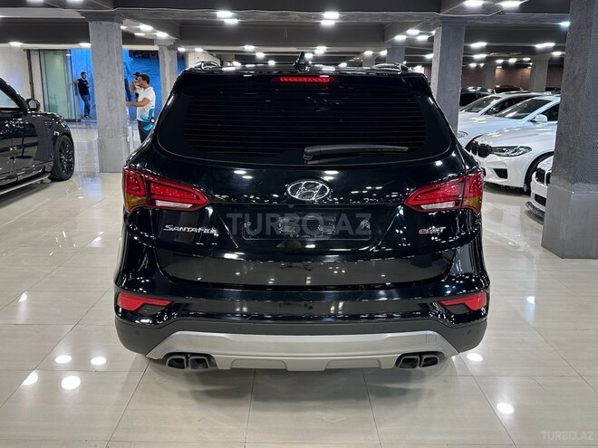 Hyundai Santa Fe-4