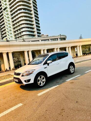 Ford Kuga 2010, 174,500 km - 2.5 l - Bakı