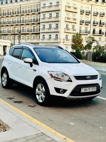 Ford Kuga 2010, 174,500 km - 2.5 l - Bakı