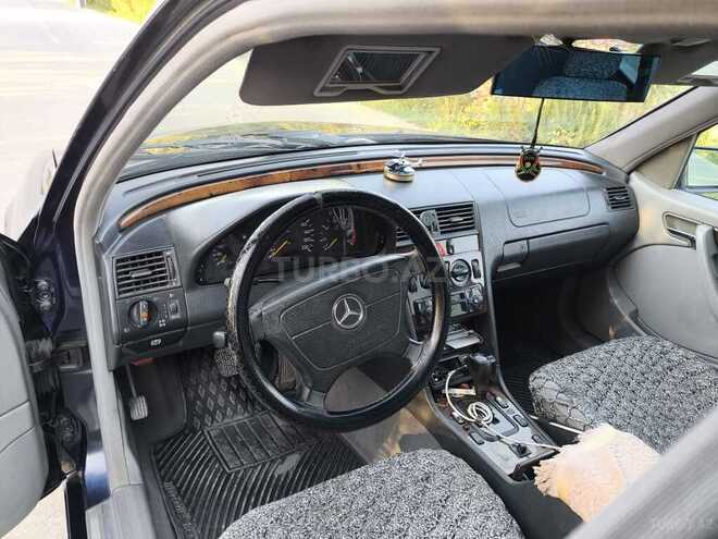 Mercedes C 220 d 2000, 442,000 km - 2.2 л - Sumqayıt