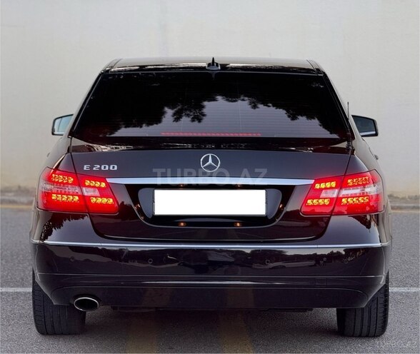 Mercedes E 200 2011, 210,000 km - 1.8 l - Bakı