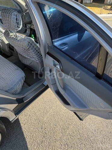 Mercedes S 320-9