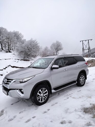 Toyota Fortuner 2019, 63,500 km - 2.7 l - Gəncə