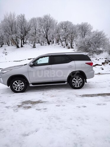 Toyota Fortuner 2019, 63,500 km - 2.7 l - Gəncə