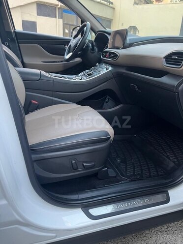 Hyundai Santa Fe-11