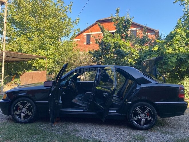Mercedes C 230 2000, 479,517 km - 2.3 l - Masallı