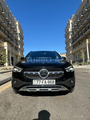 Mercedes GLA 250-9