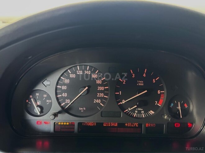 BMW 528 1997, 474,500 km - 2.8 л - Bakı