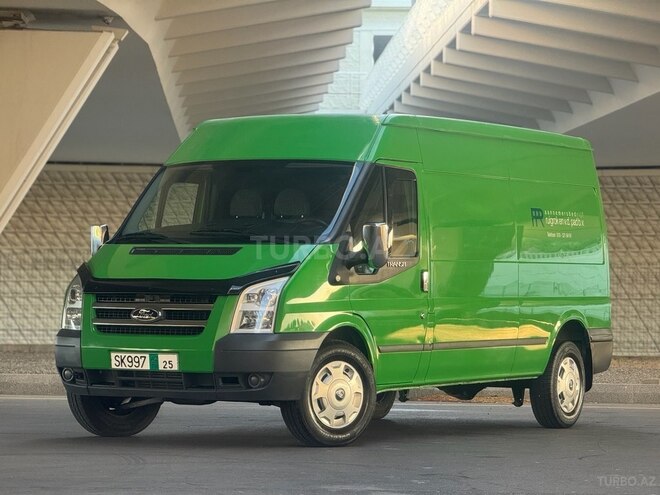 Ford Transit-4