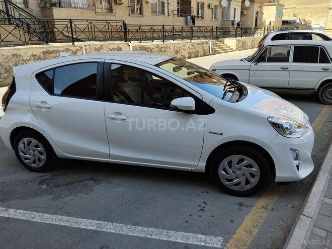 Toyota Aqua 2017, 73,000 km - 1.5 l - Bakı